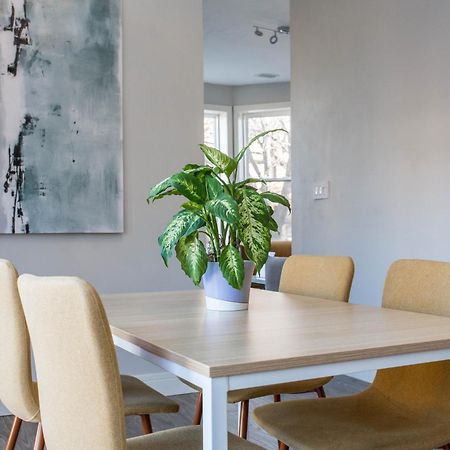 The Double Play - 1 Min Walk To Wrigley! Spacious 2Br - Perfect For Cubs Fans! Chicago Exterior photo