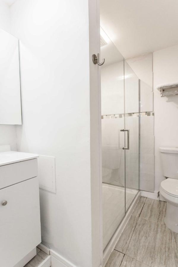 The Double Play - 1 Min Walk To Wrigley! Spacious 2Br - Perfect For Cubs Fans! Chicago Exterior photo